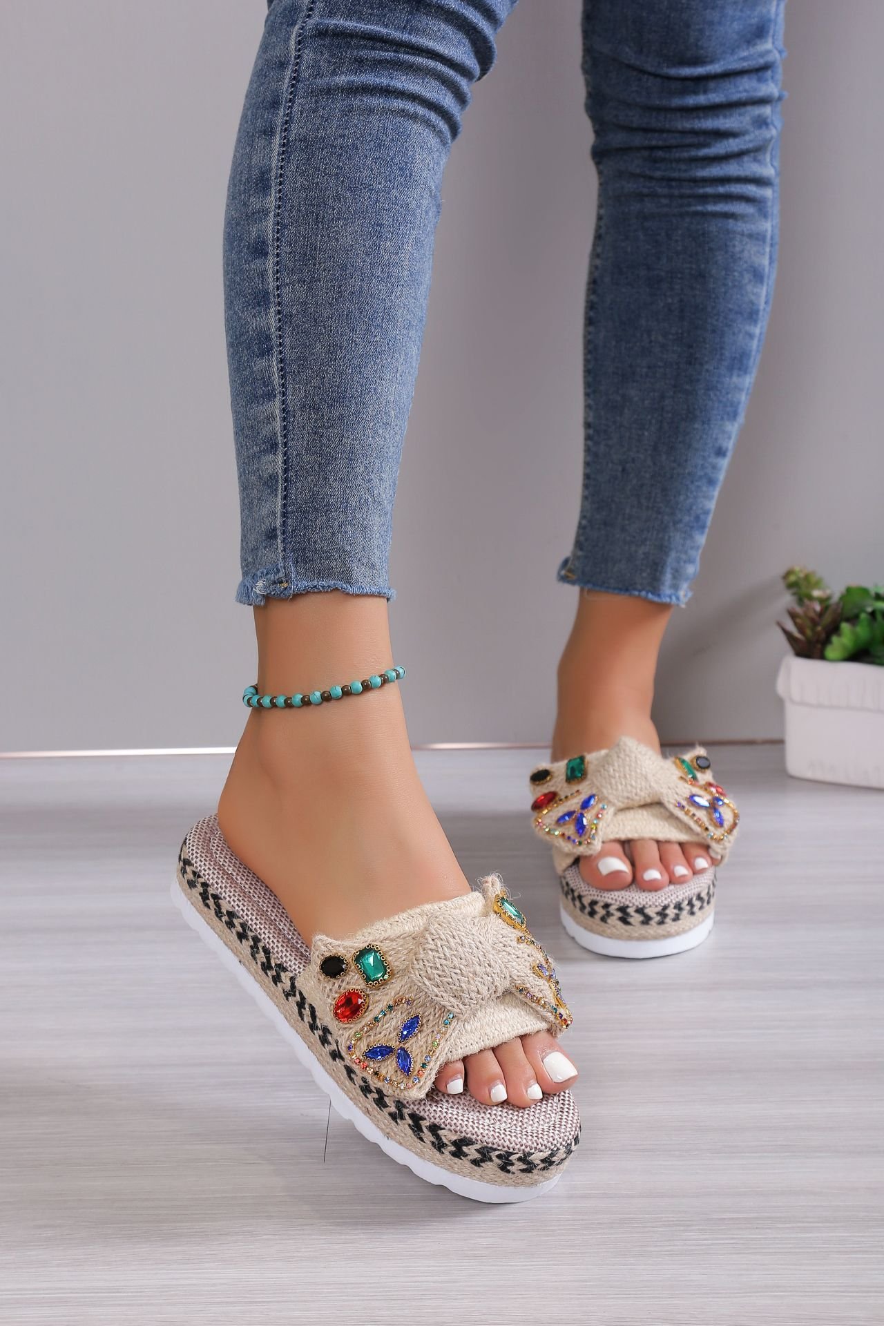 Cleo's Sandal - Image 4